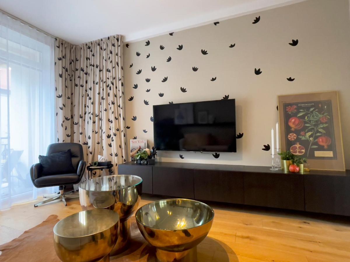 Sweet Home By Zoom Apartments Братислава Екстериор снимка