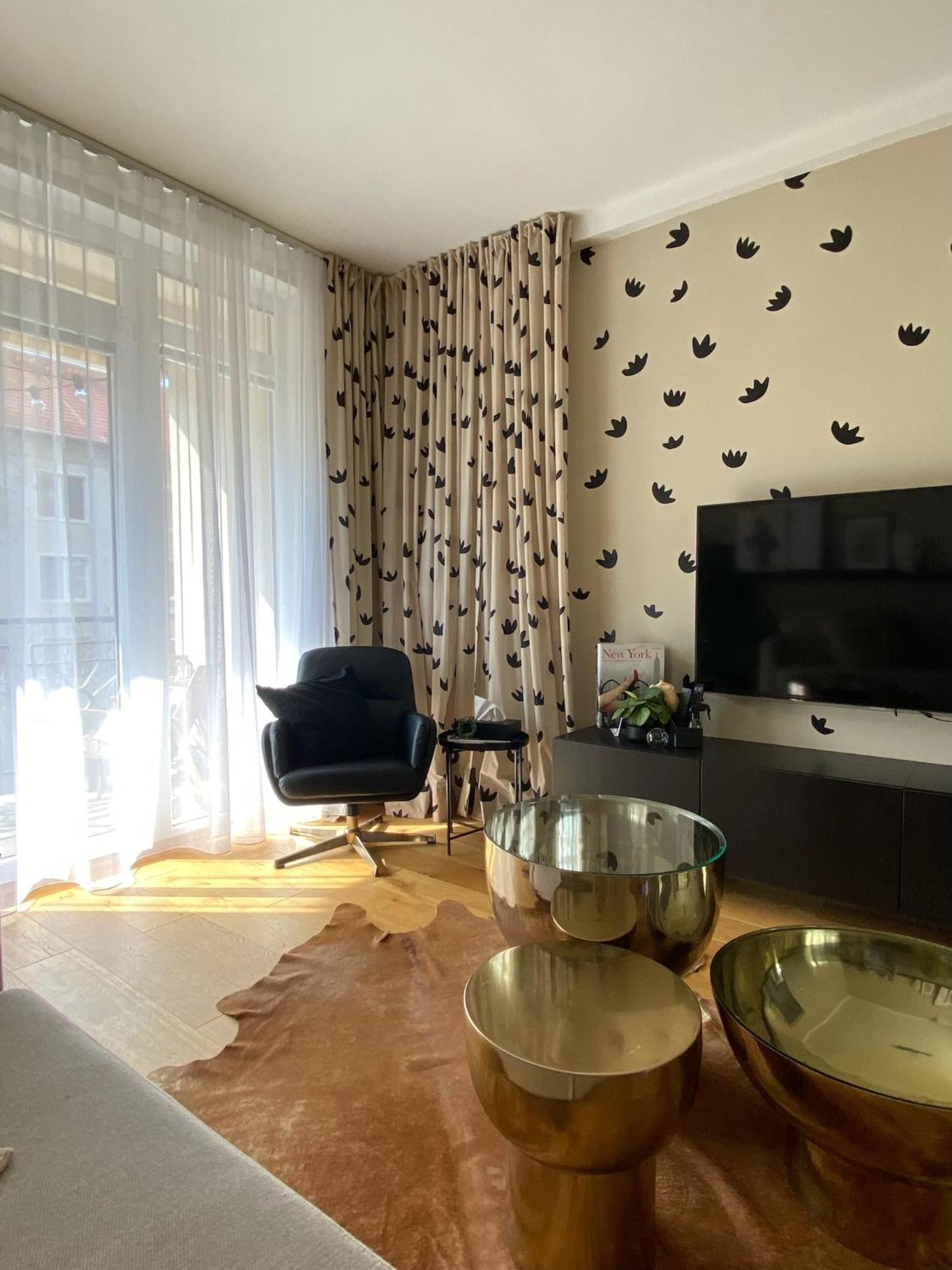 Sweet Home By Zoom Apartments Братислава Екстериор снимка